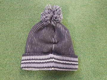 Picture of Mizuno Mens Bobble Hat - Light Grey